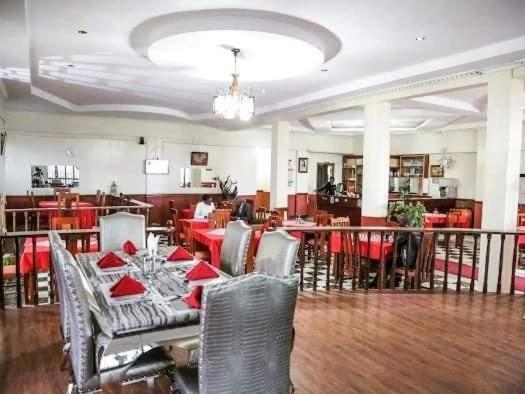 Newstead Hotel Найваша Екстер'єр фото