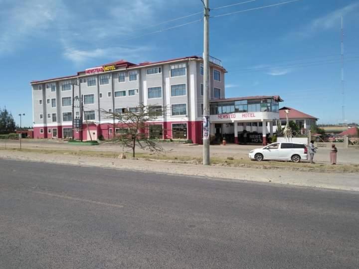 Newstead Hotel Найваша Екстер'єр фото